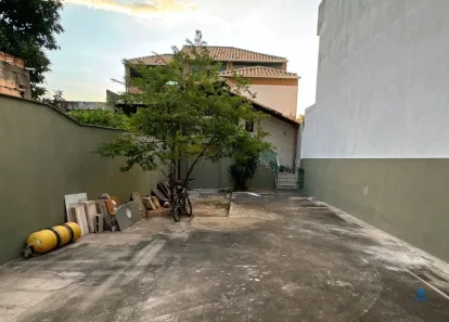 Casa com 2 Quartos para alugar, 300m² no Jardim Primavera, Ribeirão das Neves