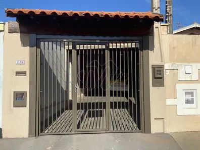 Sobrado com 3 Quartos à venda, 155m² no Jardim Aclimação, Araraquara