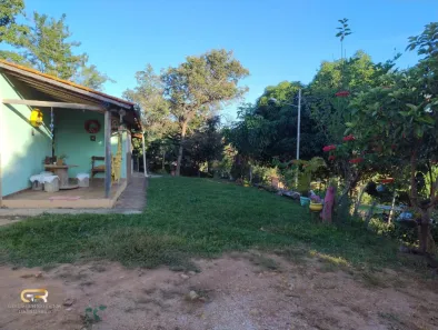 Fazenda / Sítio / Chácara com 2 Quartos à venda, 800m² no , Taquaraçu de Minas