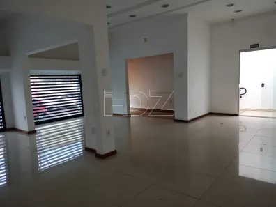 Conjunto Comercial / Sala para alugar, 1m² no Centro, Araraquara