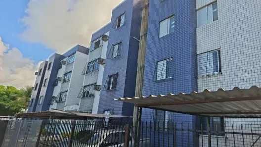 Apartamento com 3 Quartos para alugar, 80m² no Areias, Recife