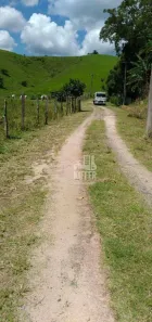 Fazenda / Sítio / Chácara com 4 Quartos à venda, 300m² no Rosa Machado, Piraí