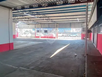 Loja / Salão / Ponto Comercial para alugar, 438m² no Centro, Itatiba