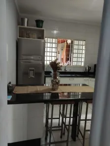 Casa com 4 Quartos à venda, 300m² no Vera Cruz, Londrina