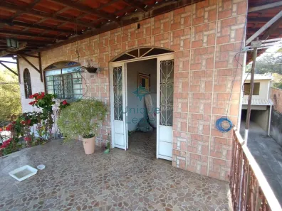 Casa com 3 Quartos à venda, 500m² no Pompeu, Sabará