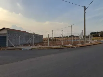 Terreno / Lote / Condomínio para alugar, 500m² no Jardim Jacarandá, Araraquara