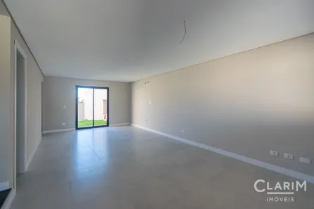 Sobrado com 3 Quartos à venda, 152m² no Bom Jesus, Campo Largo