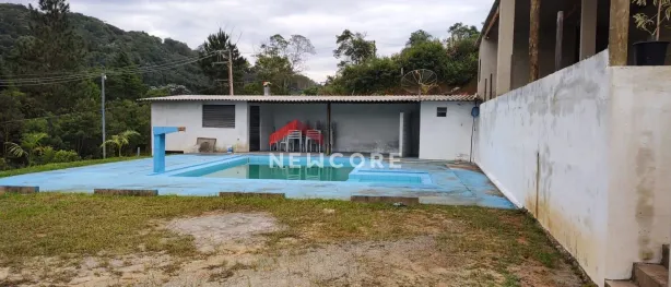 Fazenda / Sítio / Chácara à venda, 800m² no Centro, São Lourenço da Serra