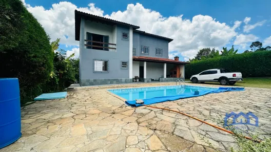 Fazenda / Sítio / Chácara com 3 Quartos à venda, 1200m² no Zona Rural, Mairinque