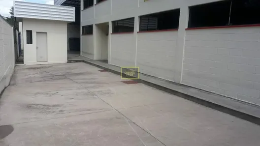 Galpão / Depósito / Armazém para venda ou aluguel, 2847m² no Jardim Triângulo, Taboão da Serra