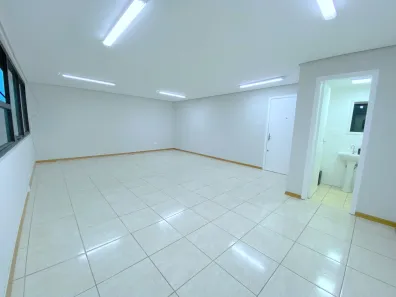Conjunto Comercial / Sala à venda, 42m² no Centro, Canoas