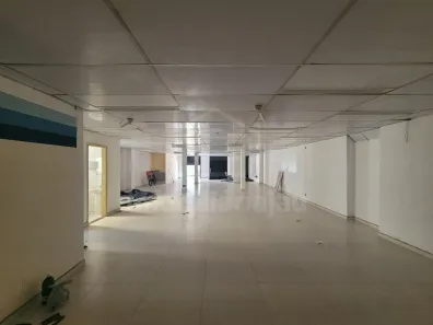 Loja / Salão / Ponto Comercial para venda ou aluguel, 180m² no Chácara Braz Miraglia, Jaú