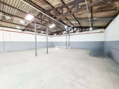 Galpão / Depósito / Armazém para alugar, 410m² no Brieds, Americana