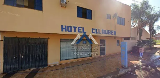 Hotel / Motel / Pousada com 14 Quartos à venda, 247m² no Sertaneja, Sertaneja