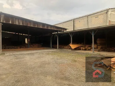 Galpão / Depósito / Armazém à venda, 785m² no Praia do Siqueira, Cabo Frio