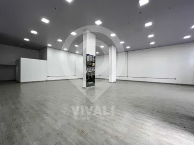 Loja / Salão / Ponto Comercial à venda, 361m² no Vila Brasileira, Itatiba