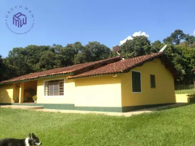 Fazenda / Sítio / Chácara com 4 Quartos à venda, 440m² no Perímetro Urbano, Sarapuí
