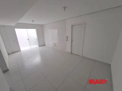 Apartamento com 2 Quartos para alugar, 67m² no Ingleses do Rio Vermelho, Florianópolis