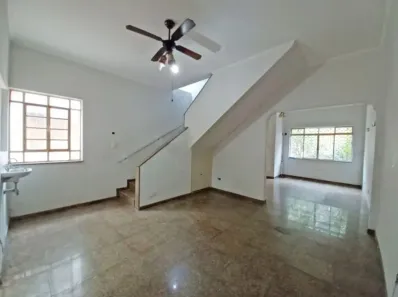 Casa com 3 Quartos à venda, 150m² no Vila Gumercindo, São Paulo