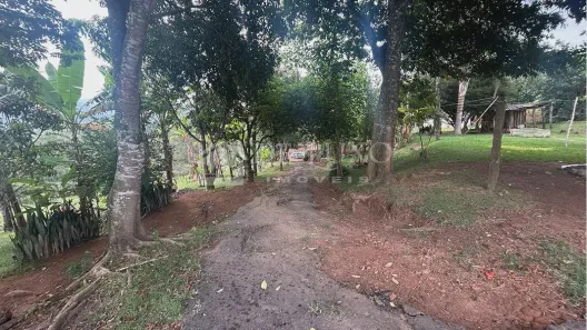 Fazenda / Sítio / Chácara com 2 Quartos à venda, 2606m² no , Igaratá