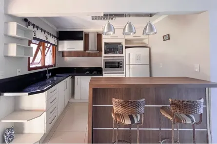 Casa com 2 Quartos à venda, 106m² no Niterói, Canoas