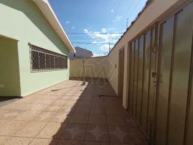 Casa com 3 Quartos para venda ou aluguel, 161m² no Vila Velosa, Araraquara