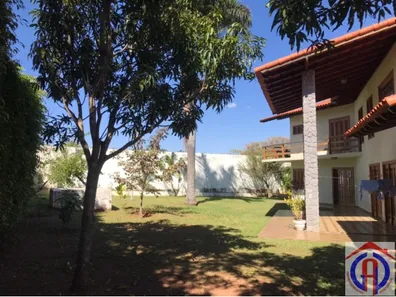 Sobrado com 6 Quartos à venda, 783m² no Park Way, Brasília