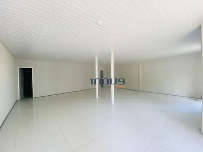 Loja / Salão / Ponto Comercial para alugar, 99m² no Jaçanaú, Maracanaú