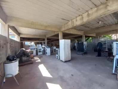 Galpão / Depósito / Armazém à venda, 420m² no Amazonas, Betim