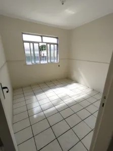 Apartamento com 2 Quartos para alugar, 60m² no BNH, Mesquita