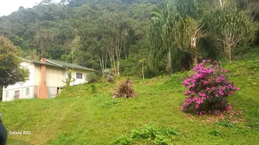 Fazenda / Sítio / Chácara com 2 Quartos à venda, 17000m² no , Águas Mornas