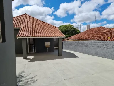 Casa com 4 Quartos para alugar, 200m² no Vila Maristela, Presidente Prudente