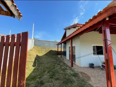 Fazenda / Sítio / Chácara com 3 Quartos à venda, 100m² no Centro, Atibaia