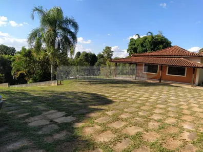 Fazenda / Sítio / Chácara com 3 Quartos para alugar, 300m² no Porta do Sol, Mairinque