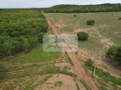 Fazenda / Sítio / Chácara com 2 Quartos à venda, 661m² no , Lagoa da Confusão