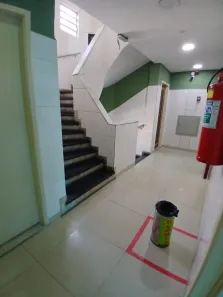 Conjunto Comercial / Sala para alugar, 28m² no Centro, Duque de Caxias