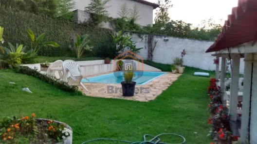 Fazenda / Sítio / Chácara com 2 Quartos à venda, 156m² no Estância Comandante Barros, Jarinu