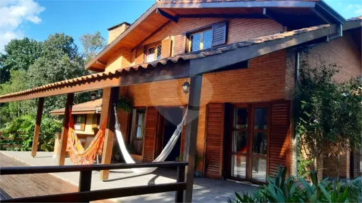 Fazenda / Sítio / Chácara à venda, 300m² no , Mairinque