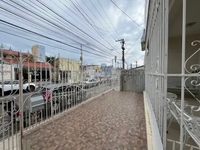 Casa com 3 Quartos à venda, 250m² no Treze de Julho, Aracaju