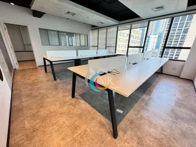 Conjunto Comercial / Sala para alugar, 137m² no Itaim Bibi, São Paulo