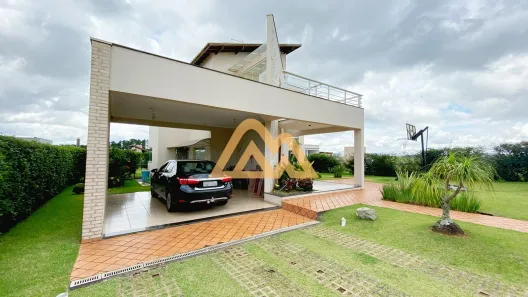 Sobrado com 3 Quartos à venda, 270m² no Bortolan Norte I, Poços de Caldas