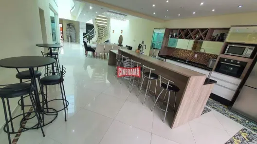 Sobrado com 4 Quartos para alugar, 640m² no Santa Maria, São Caetano do Sul