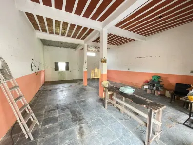 Loja / Salão / Ponto Comercial à venda, 360m² no Esmeraldas, Esmeraldas