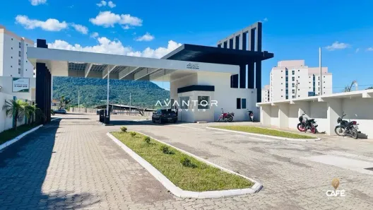 Apartamento com 2 Quartos para alugar, 52m² no Camobi, Santa Maria
