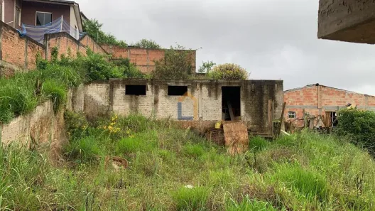 com 1 Quarto à venda, 360m² no Vila Alto Pinheiros, Almirante Tamandaré