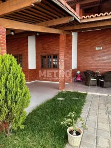 Loja / Salão / Ponto Comercial com 4 Quartos para alugar, 400m² no Centro, Petrolina