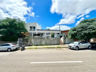 Casa com 2 Quartos à venda, 116m² no Tancredo Neves, Santa Maria