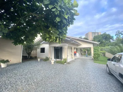 Casa com 3 Quartos para alugar, 113m² no Itoupava Central, Blumenau