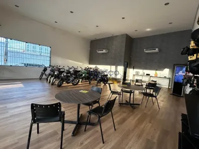 Loja / Salão / Ponto Comercial à venda, 250m² no Lagoa Nova, Natal