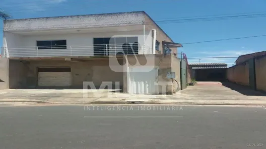 Loja / Salão / Ponto Comercial com 3 Quartos à venda, 200m² no Shopping Park, Uberlândia